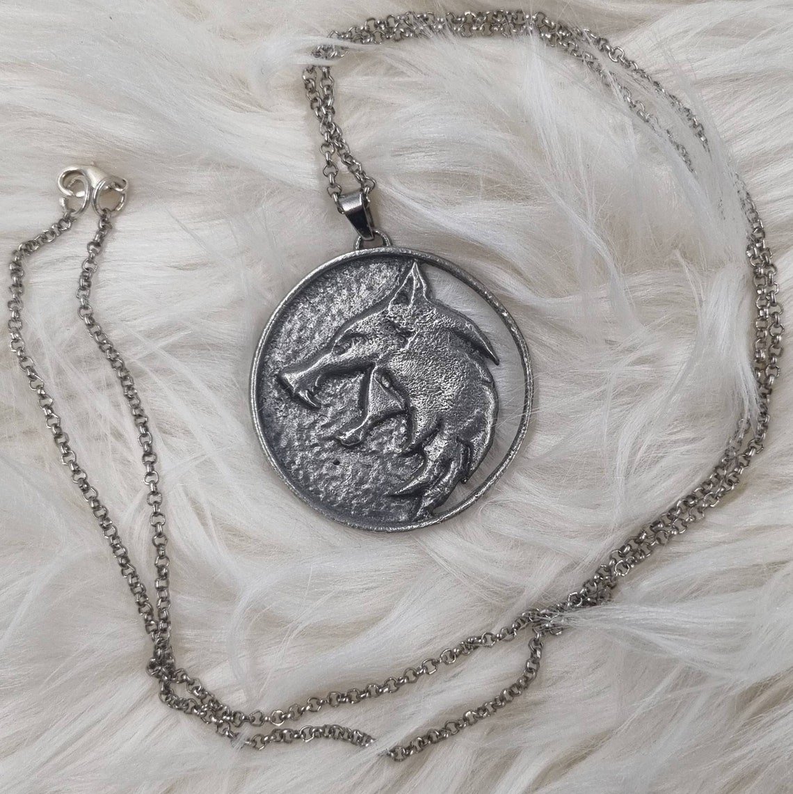 Geralt of deals rivia pendant